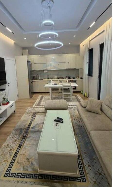 Qera, Apartament 2+1+2 Tualete, Square 21