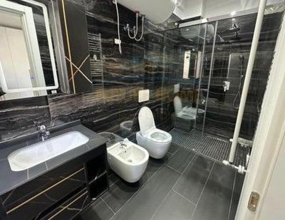 Rent, Apartment 2+1+2 PARKING SPACES Green City Residence, Tirana.