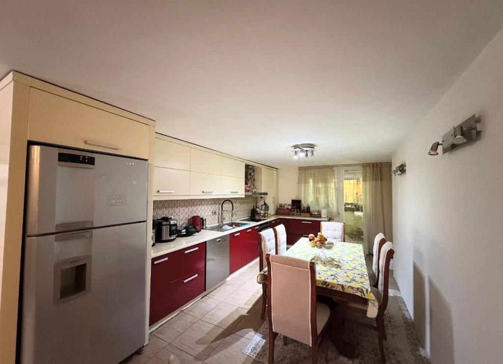 For rent 3+1+2+parking DRY LAKE 1500€