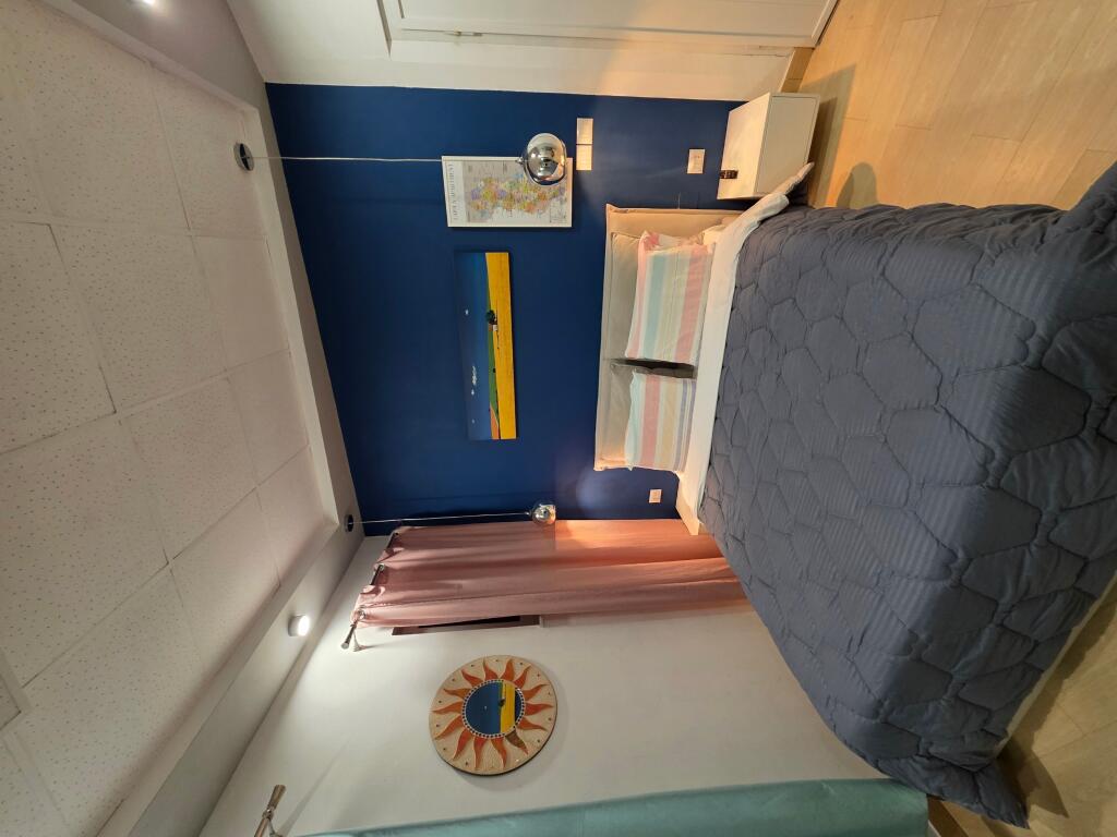 FOR RENT APARTMENT/OFFICE - BLLOK