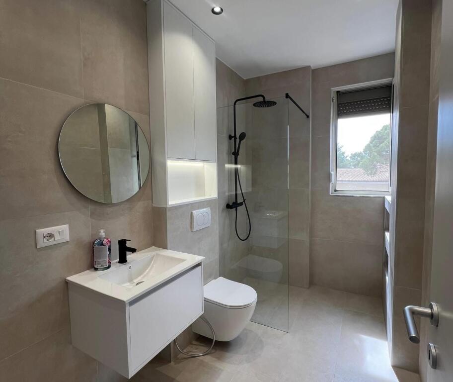 Apartment 2+1 for sale in Golem