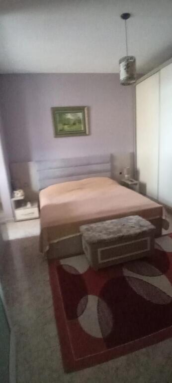 Jepet me qira 1+1 ISH PARKU 400 mije leke