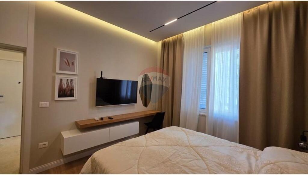Apartament me qera 1+1 te rruga e Barikadave