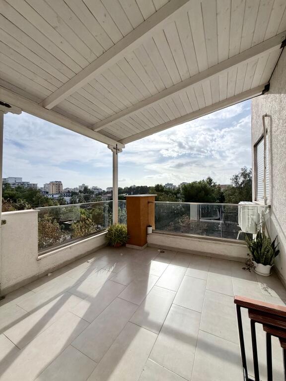 Super apartment 2+1 with veranda for rent