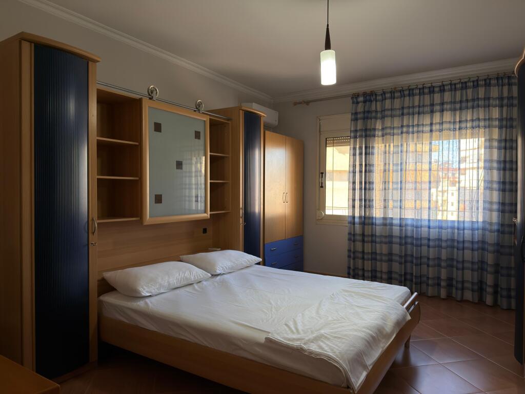 APARTAMENT 2+1 ME QIRA VLORE BULEVARD