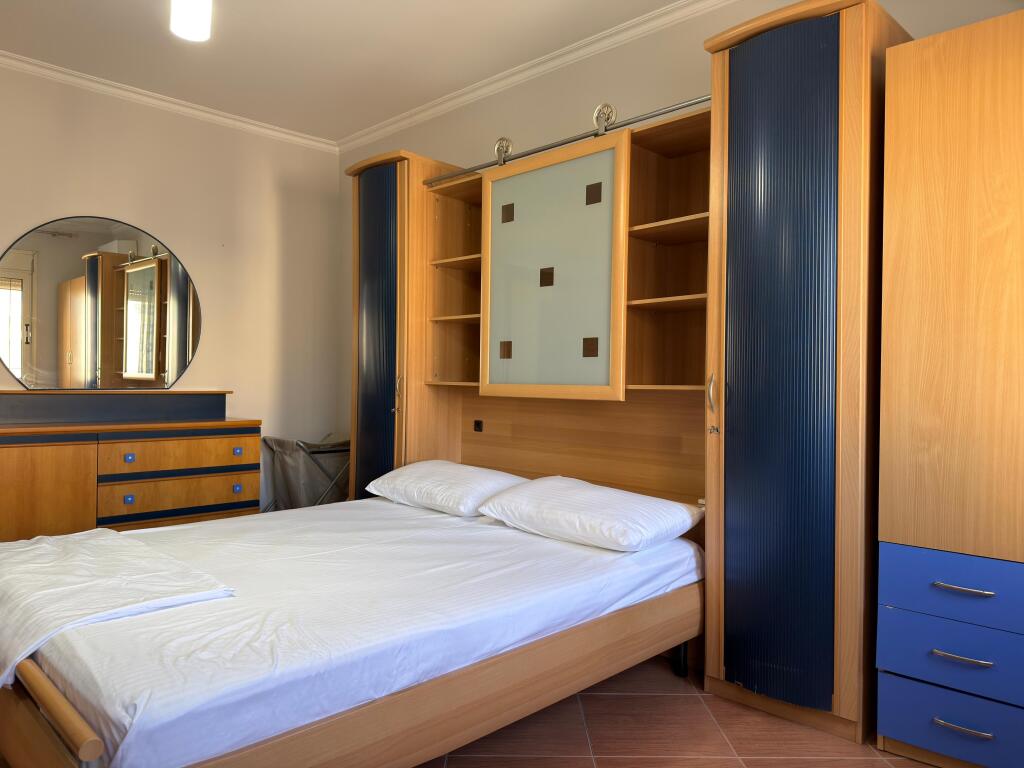 APARTAMENT 2+1 ME QIRA VLORE BULEVARD