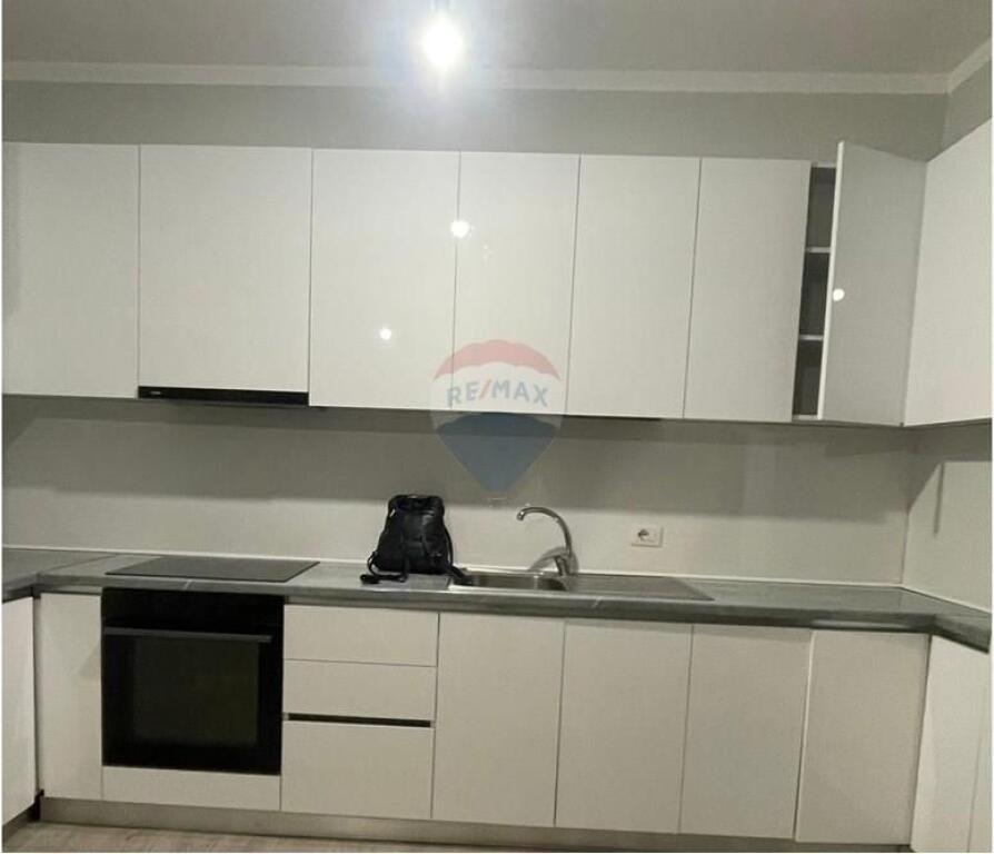 Apartment for rent 1+1 near the train station