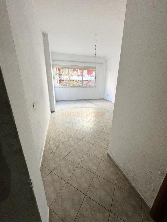 In vendita, Appartamento 1+1, Fresk, Tirana.