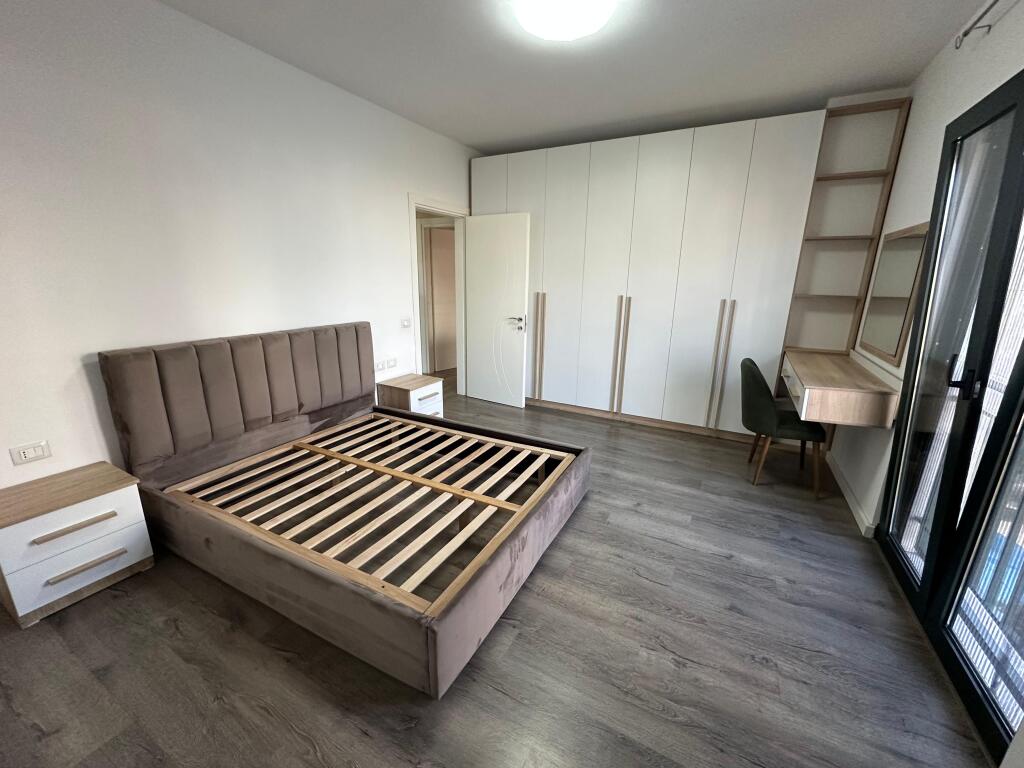 Qera 2+1+2 Poste Parkimi,Green City,Unaza e re.