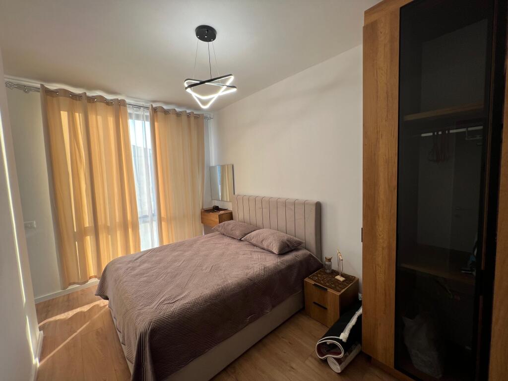 📣 SUPER RENT Apartment 1+1 📍 Bulevardi i Ri, Tirana ✨   🏢 New Building  🪜 3rd Floor (With Elevator)  🛋️ Furnished With Modern Conditions  ✅ Never Lived In Before   💶 Price 550€  