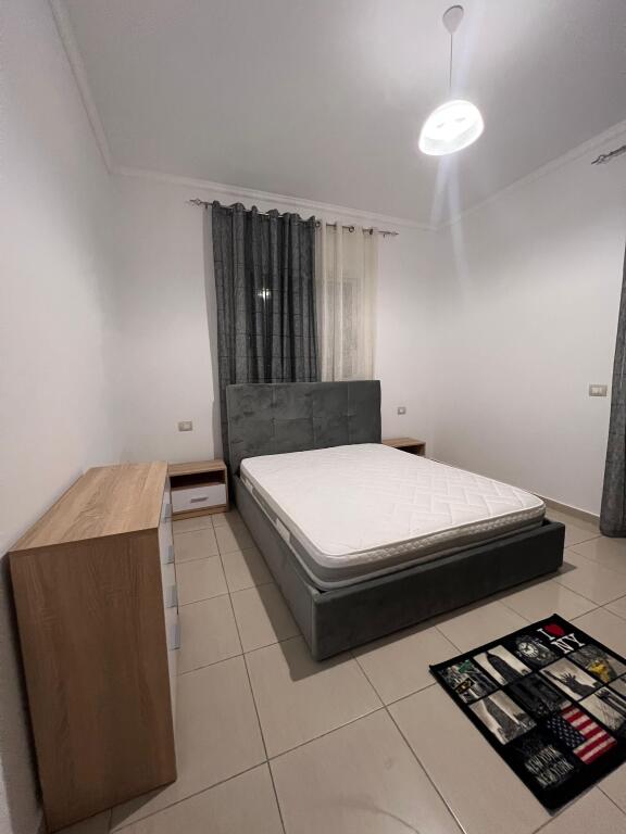 JEPET SHTEPI PRIVATE ME QIRA VLORE!!