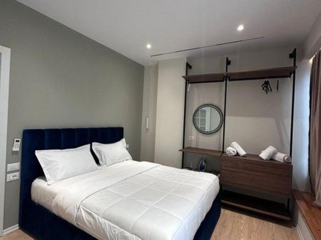 Qera, Apartament 2+1+2 ,Ish Blloku, Tiranë