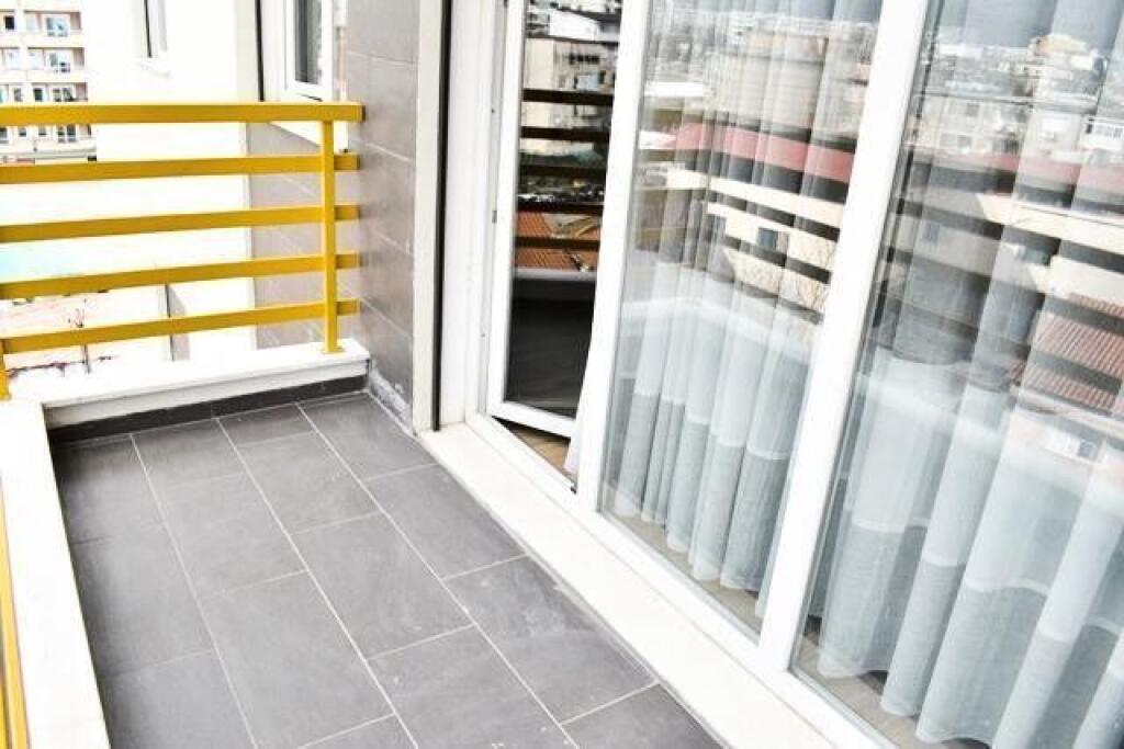 Apartament me qira – 📍 Përballë “Zojës së Këshillit të Mirë”, ngjitur me Kupolën!!!