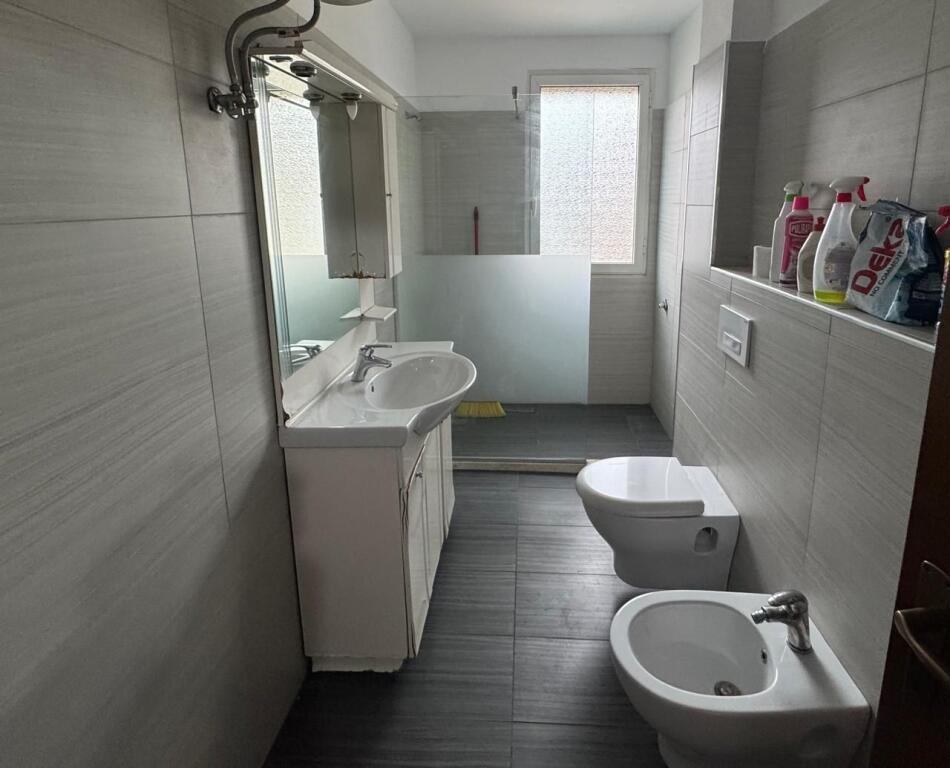 APARTAMENT 1+1 ME QIRA NE BLLOK