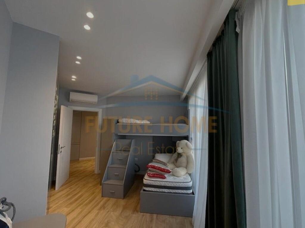 Rent, Apartment 2+1+2+1 Parking Spot, Center