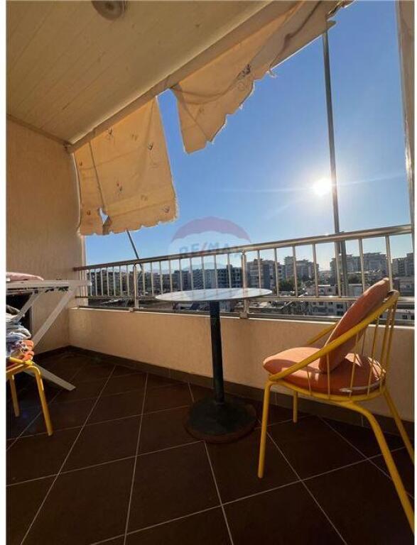  APARTAMENT 3+1+2 PËR SHITJE