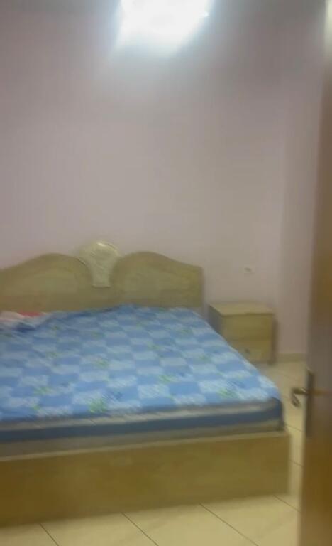 Jepet Me Qera Apartament 1+1+1 Ballkon
