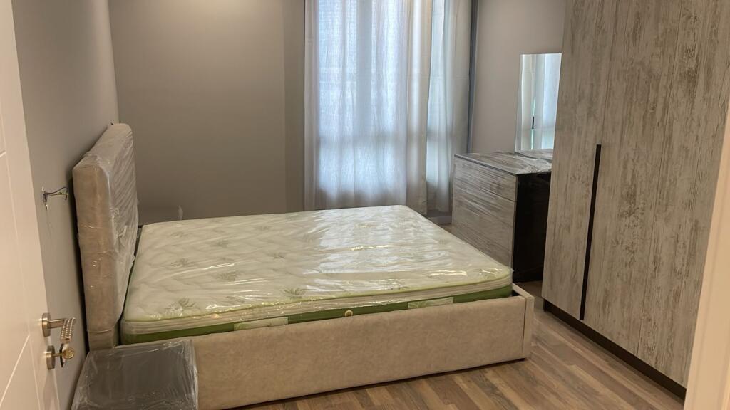 Apartment 1+1, at 5 Maji