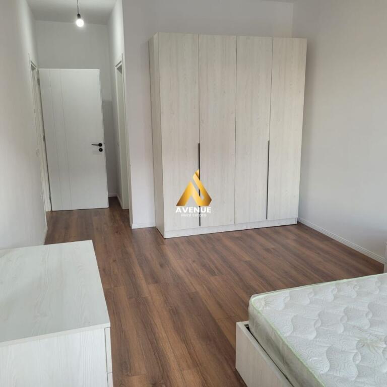 JEPET ME QERA APARTAMENT 2+1+2 – KAMËZ