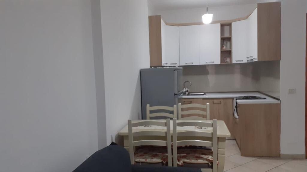 Misto Mame,jepet me qira apartament 1+1! 350 Euro