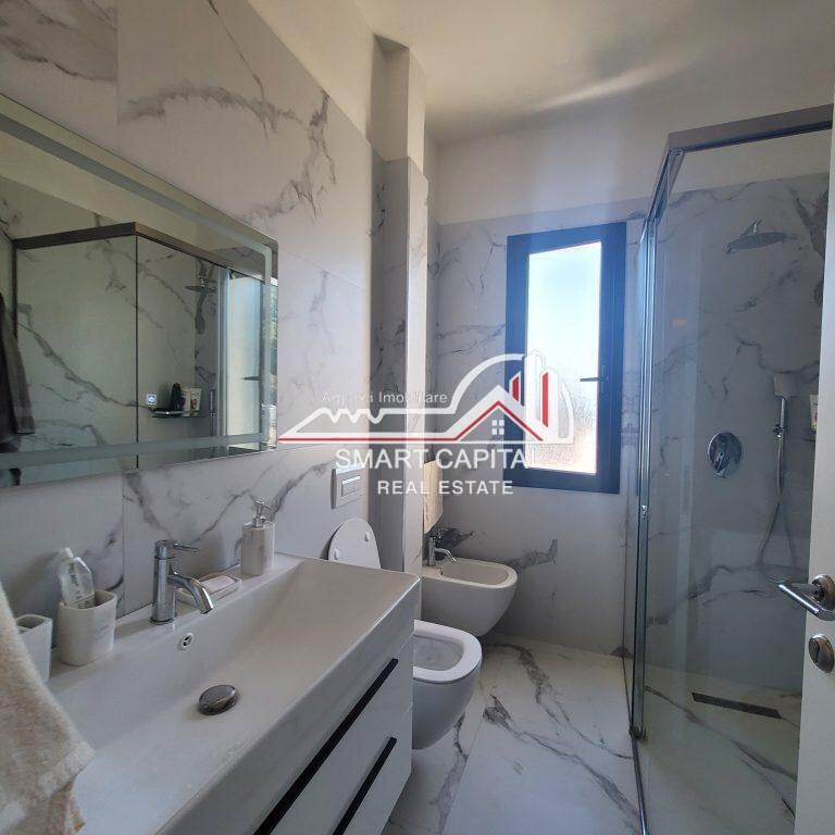 SHITET APARTAMENT 2+1+GARAZH, NE UJIN E FTOHTE VLORE !