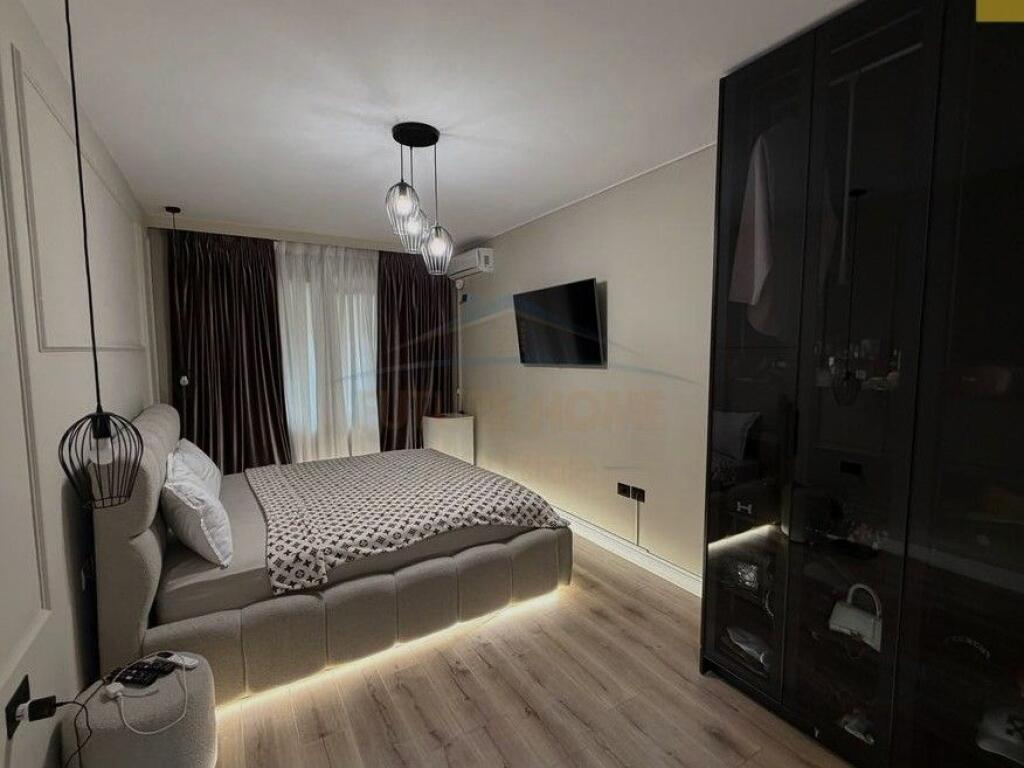 Shitet Apartament 2+1+2, Niku Construction, Komuna e Parisit