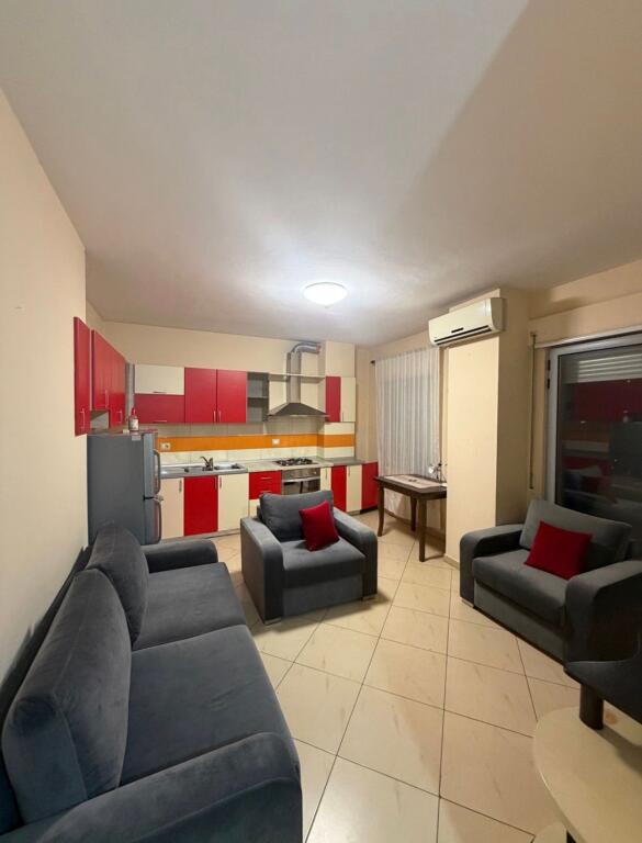 Jepet Me Qira Apartmanet 1+1 📍 Selvia ( Pas Hotel Black Diamond )