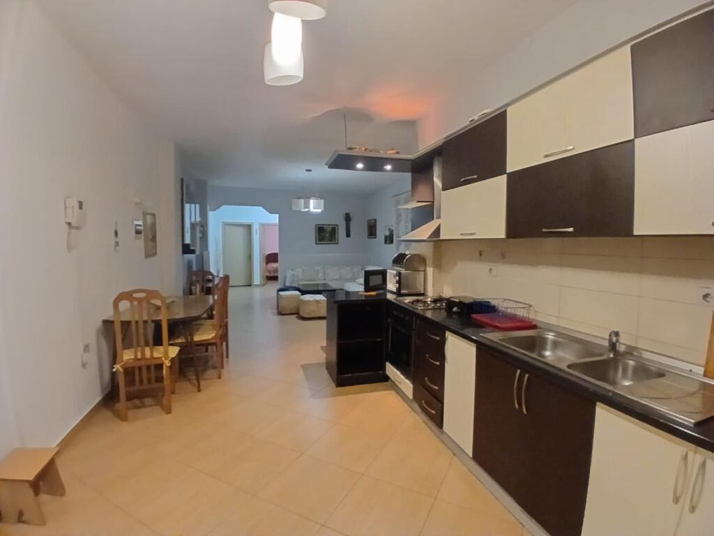 Jepet Me Qera Apartament 2+1