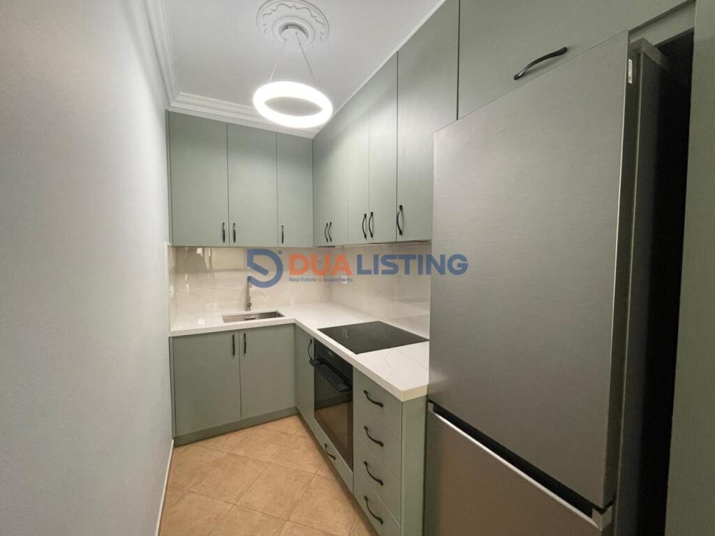 Apartament modern 2+1 me qira te Rruga e Kavajes prane Kishes Katolike!