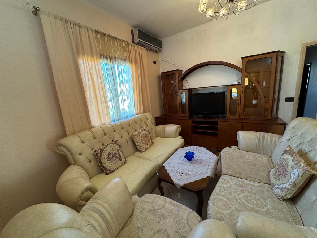 Apartament 2+1 mr qira 5 minuta nga Brryli