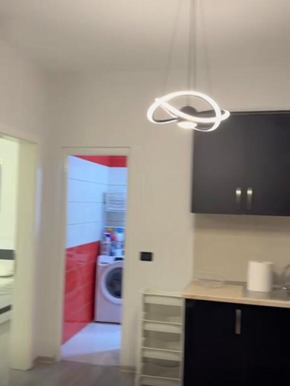 Apartament 1+1 me qira tek 2 Palmat ne Astir!