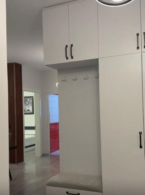 Apartament 1+1 me qira tek 2 Palmat ne Astir!