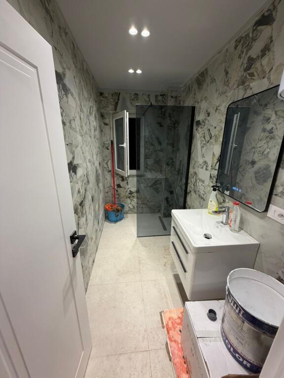 Restornat Durresi Jepet Apartament 1+1 Me Qera