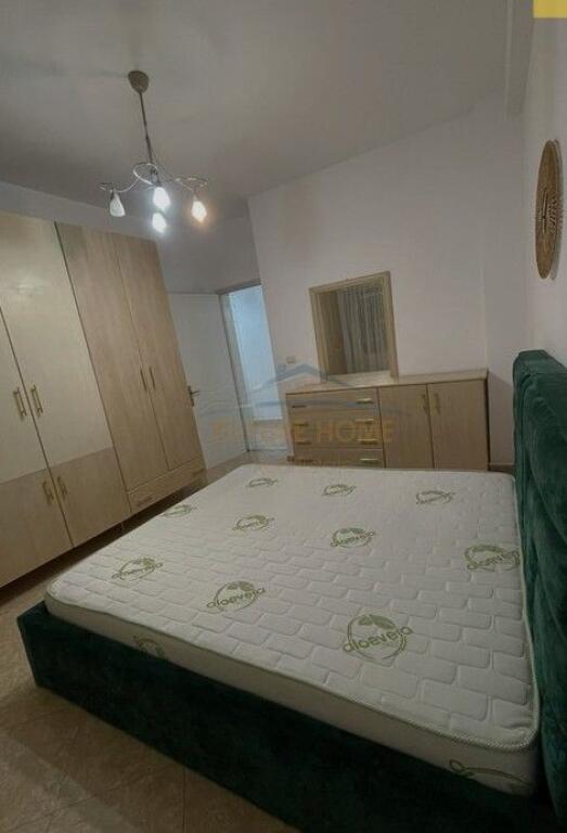 Qera, Apartament 2+1+2, Komuna e Parisit, Tirane.