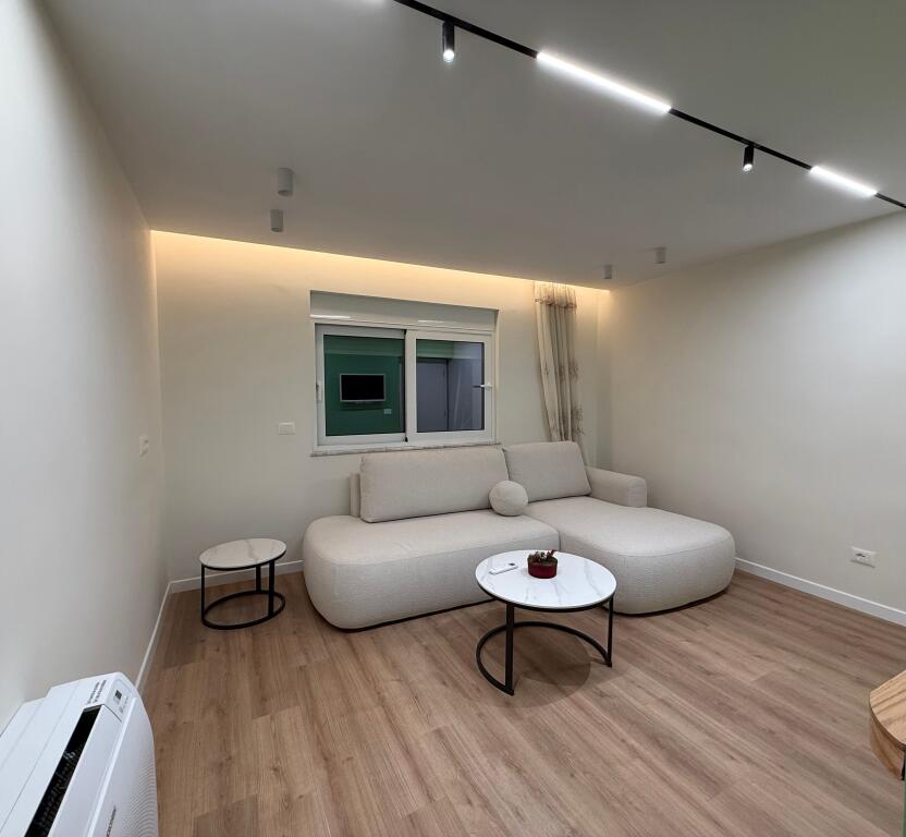 Apartment 2+1 for rent on Kavaja Street