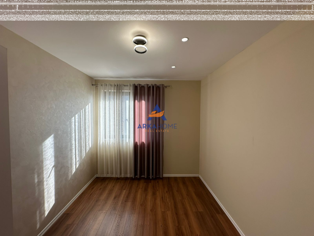JEPET ME QERA APARTAMENT 2+1+BALLKON "ASTIR RRUGA PJETER ZARISHI" 500 EURO