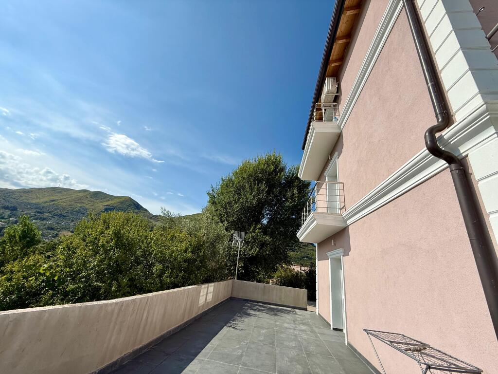 KAT VILE, APARTAMENT 2+1 PER QIRA