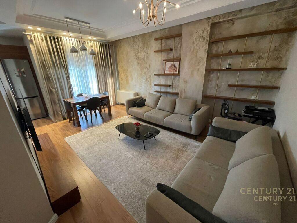 Apartment 3+1+2 for sale in Park Gate Residence, Elbasan Street