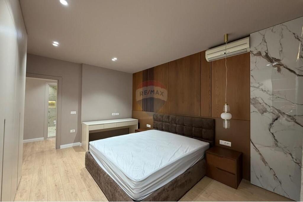 Apartment For Rent 3+1+2  Tirana Lake, Tirana