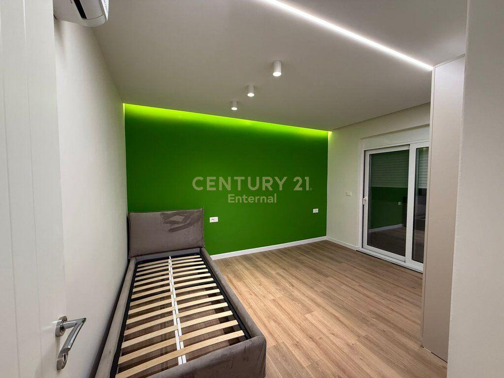 Apartment 2+1 for rent on Kavaja Street, Tirana.