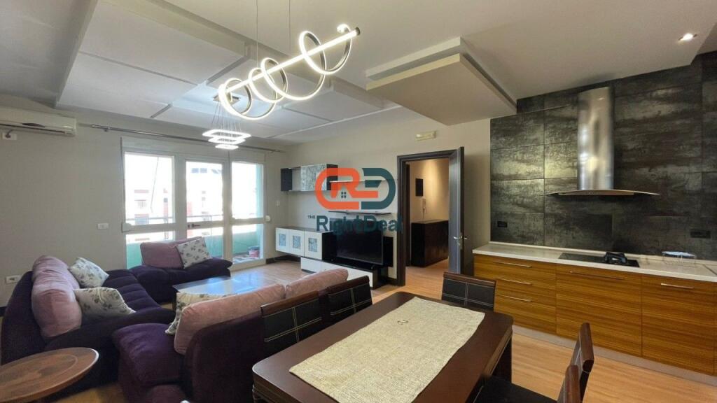 Ne Astir, Shitet Apartament 2+1 Me Hapesira Te Bollshme!