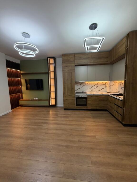 APARTAMENT 1+1 PER QERA PRANE KIKA 2