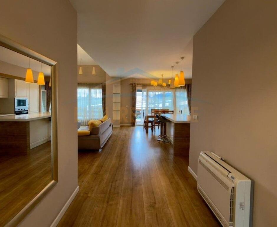 Rent, Apartment 3+1+2+2 Parking Spaces