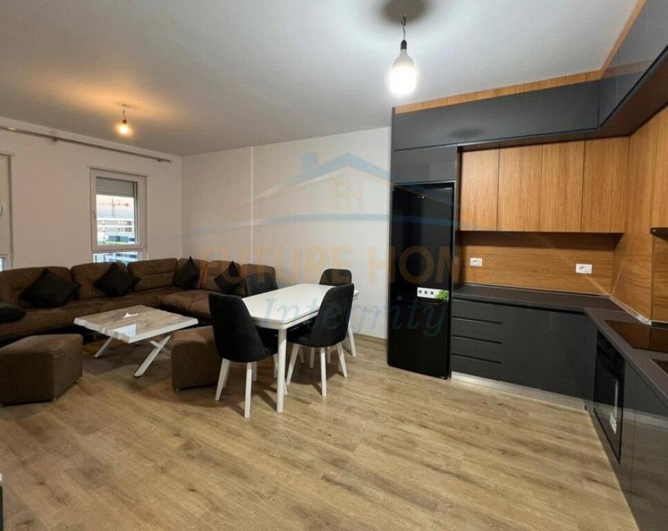 Qera, Apartament 2+1, Kompleksi Univers City, Tiranë.