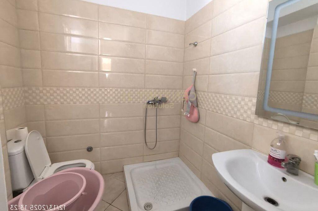 Apartament 2+1 me qira ne Misto Mame