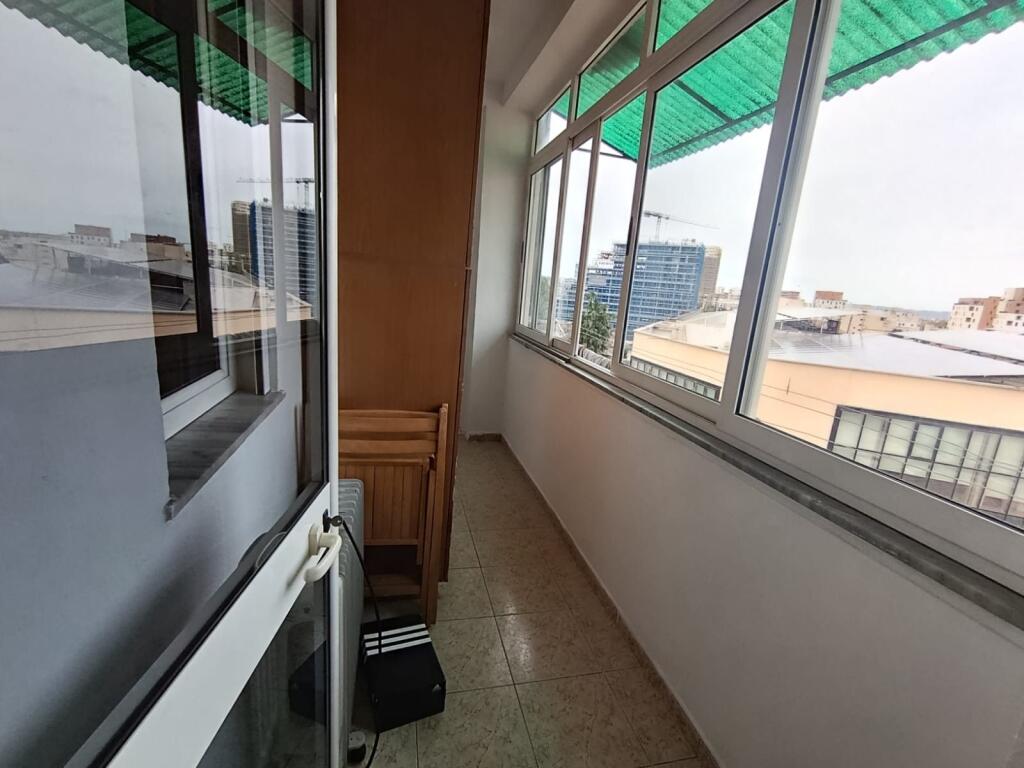 Apartment 2+1, Blackbird!
