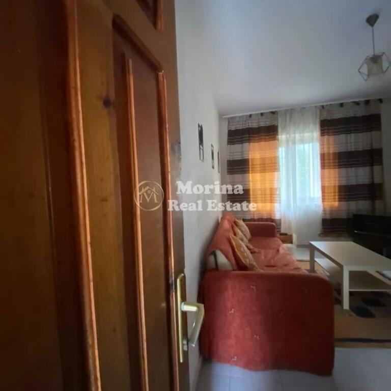 Rent | Private house 1 + 1 | Dibrës Street | 300 €/month