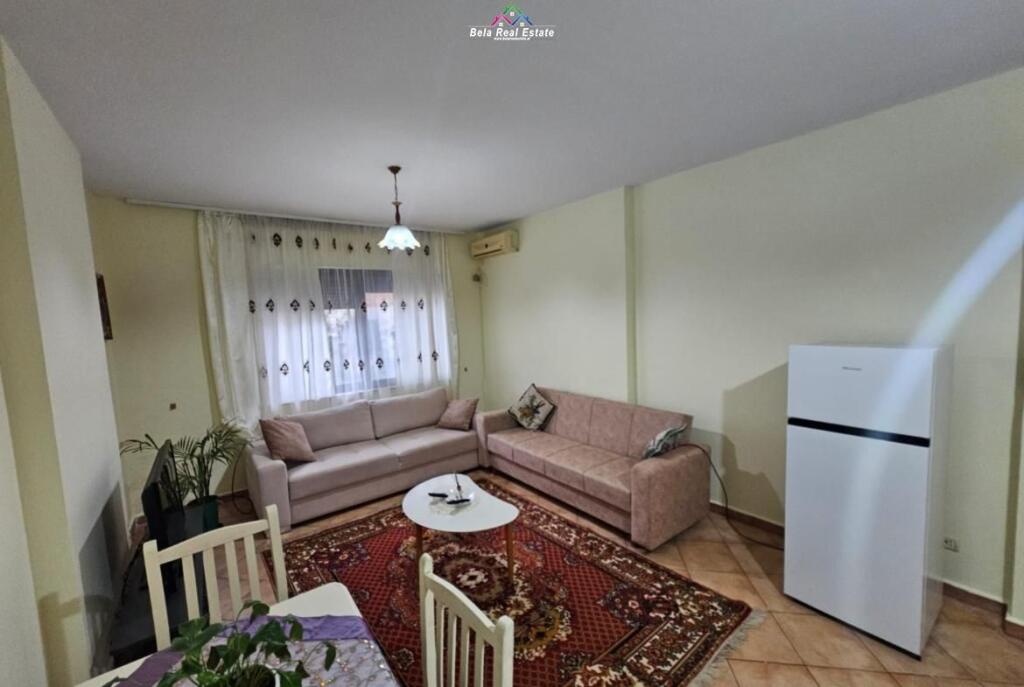 Apartament Me Qera 1+1 Prane Shkolles se Kuqe (ID B2101408) Tirane