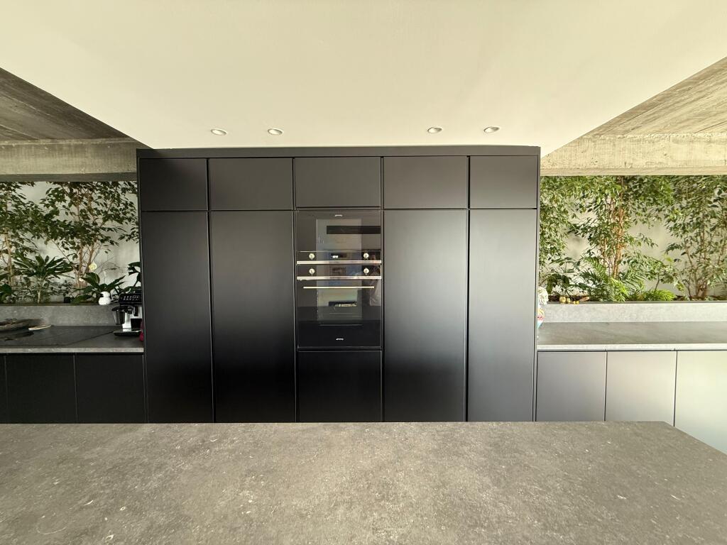 VILE 2 KATESHE PER QERA PRANE MULLETIT