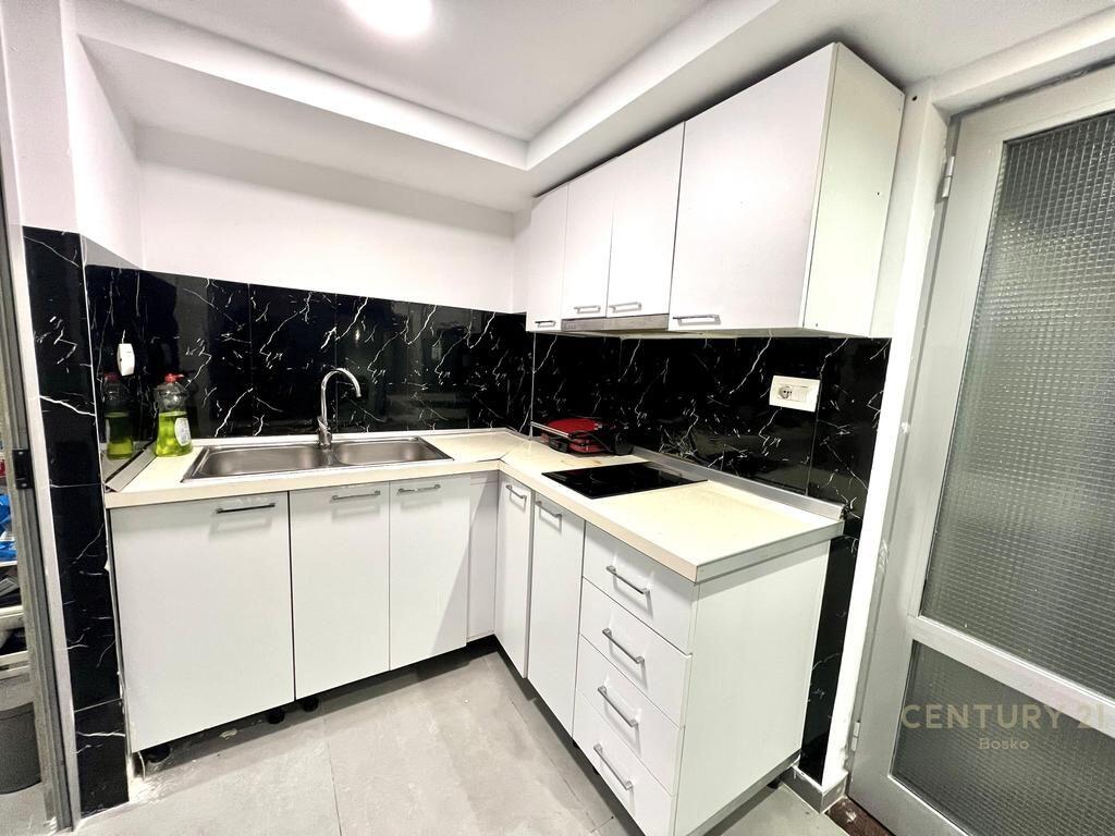 Liqeni i Thate, shitet garsionere 60,001 €